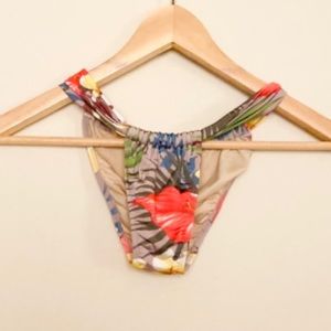 🌺 Vntg NWOT VS Victoria’s Secret Tropical Floral Print Curtain Bikini Bottom XS
